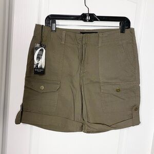 NWT Nine West LINEN Cotton Cargo Shorts Utility Style Olive Green Size 8